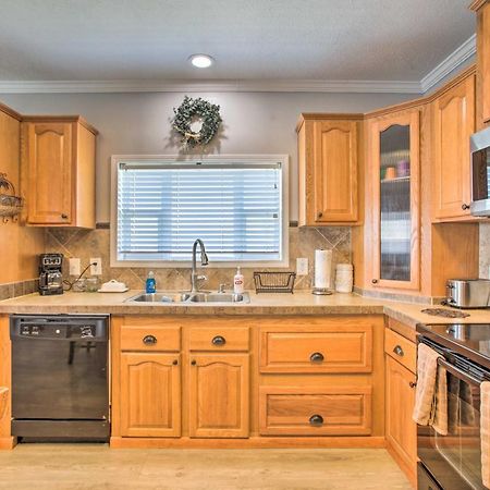 Waterfront New Orleans Home With Private Dock And Pier ภายนอก รูปภาพ